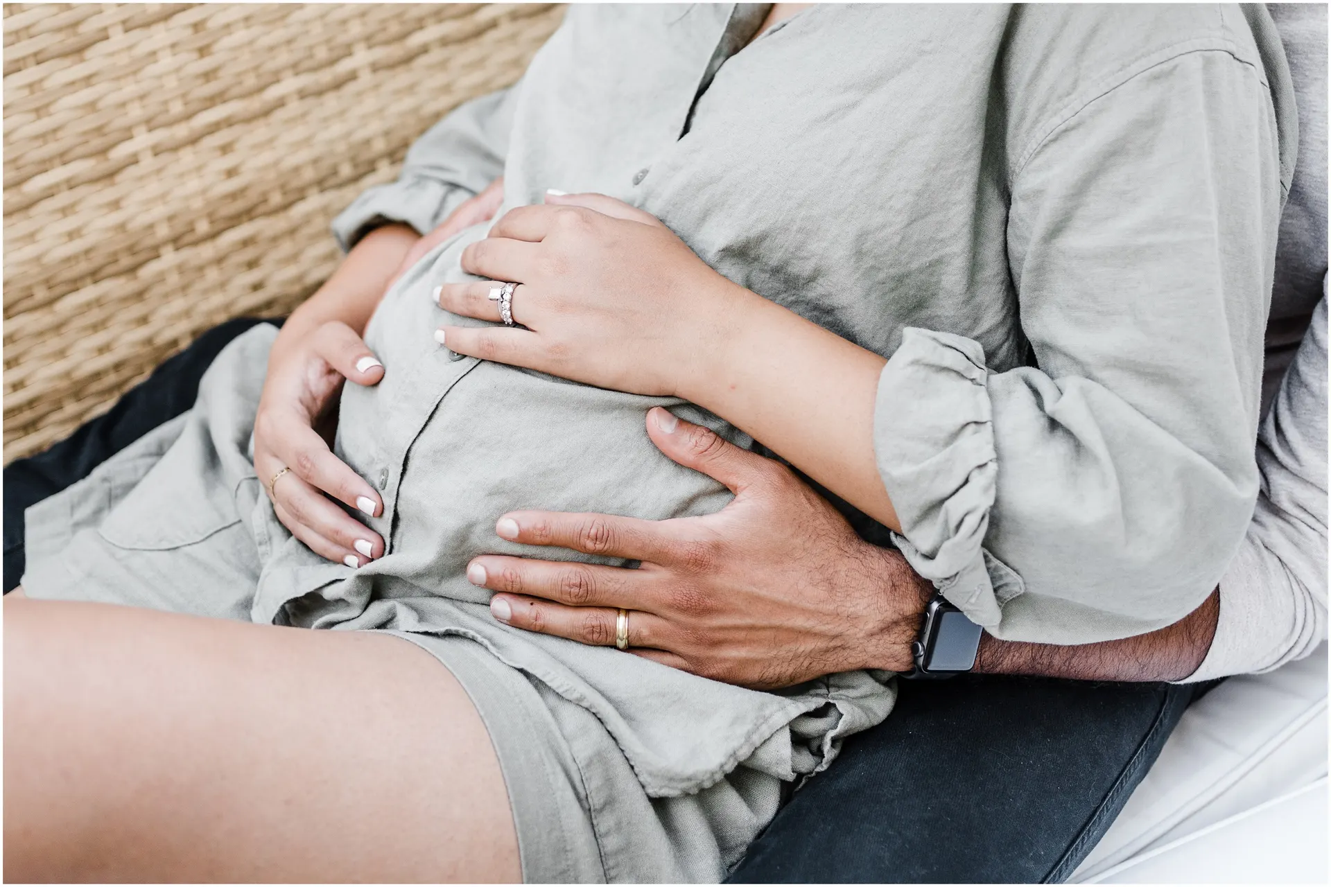 Maternity photos at home in Charlottesville