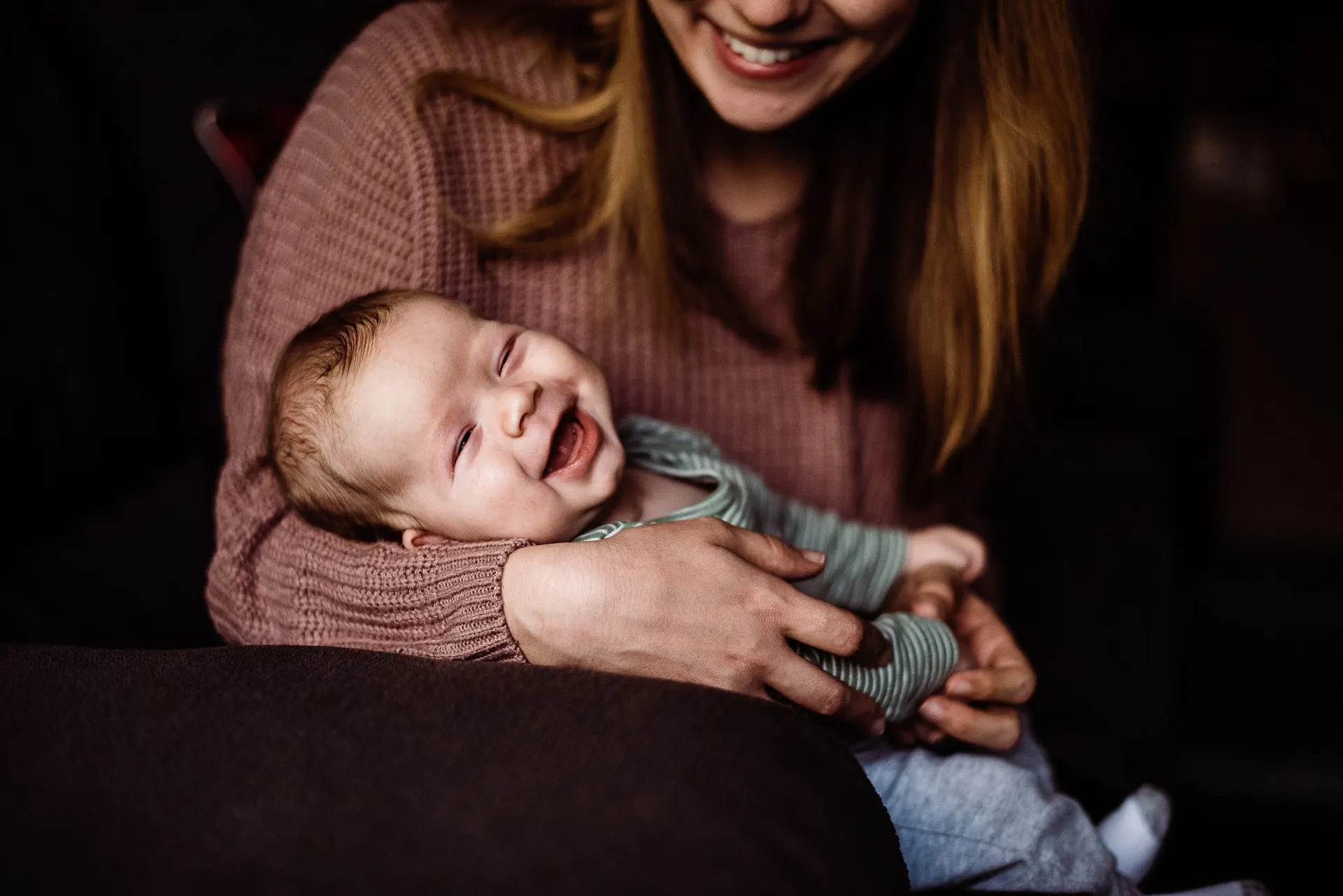 How to photograph families in any home