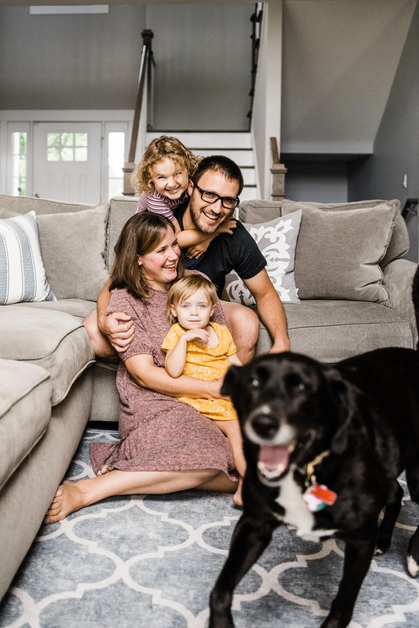 4 Tips for family photos with your dog