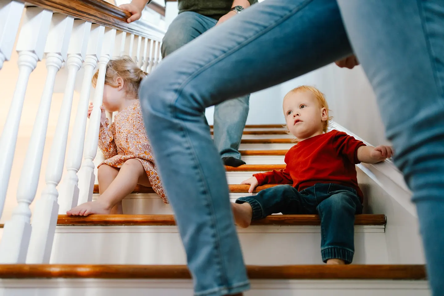 lifestyle family photo session at home with triplets