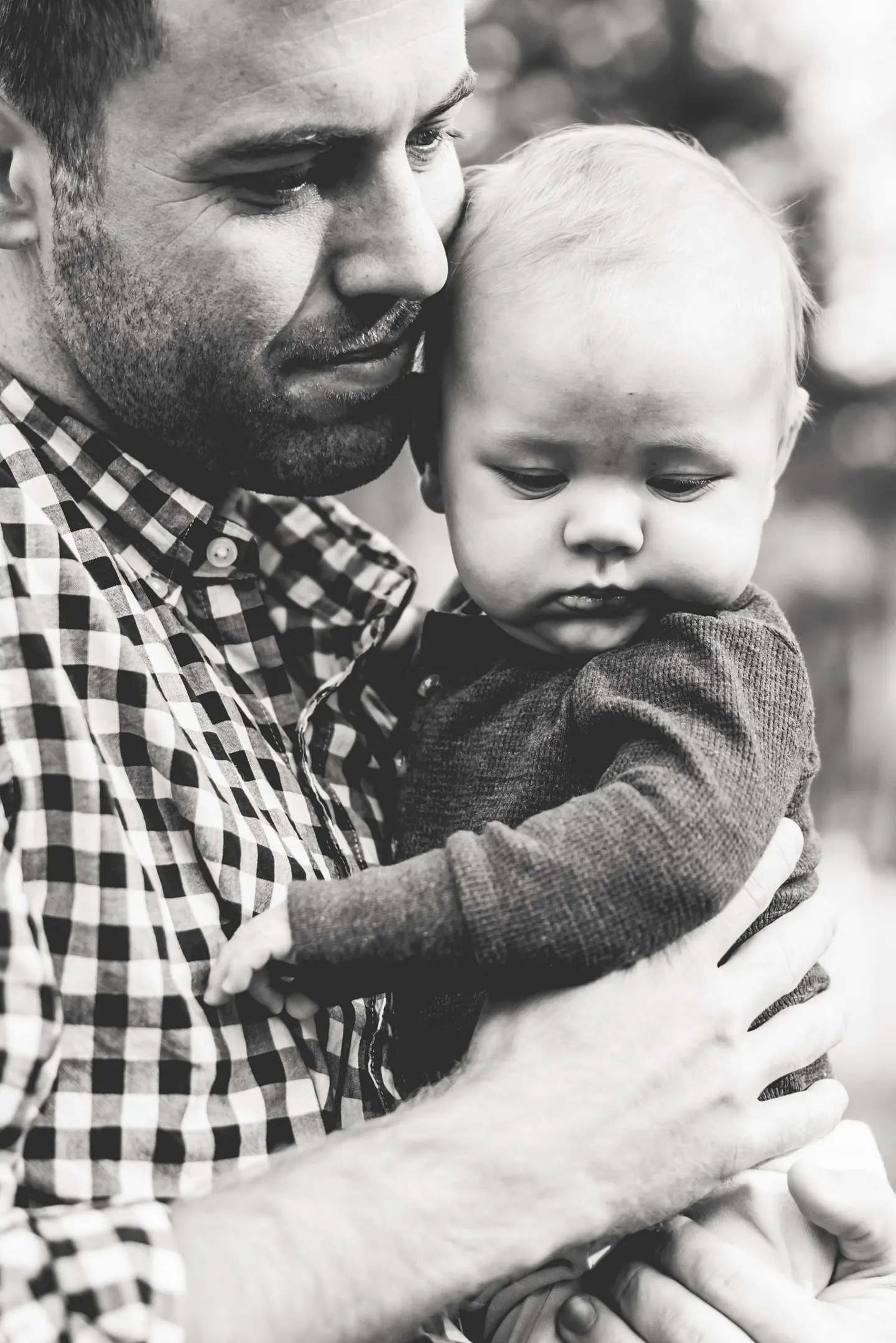 4 Tips for lifestyle newborn photos with 2 under 2