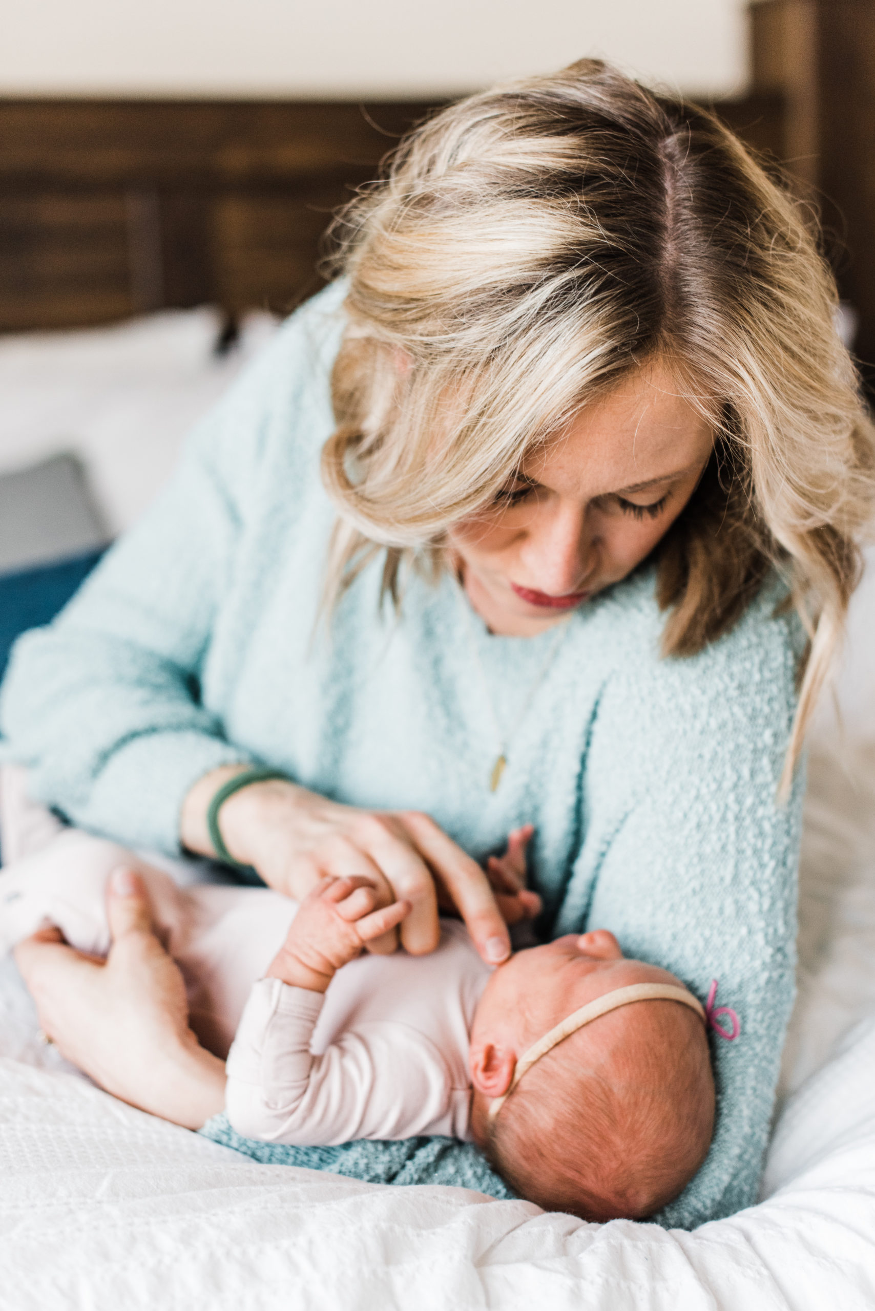 charlottesville-newborn-photos-at-home