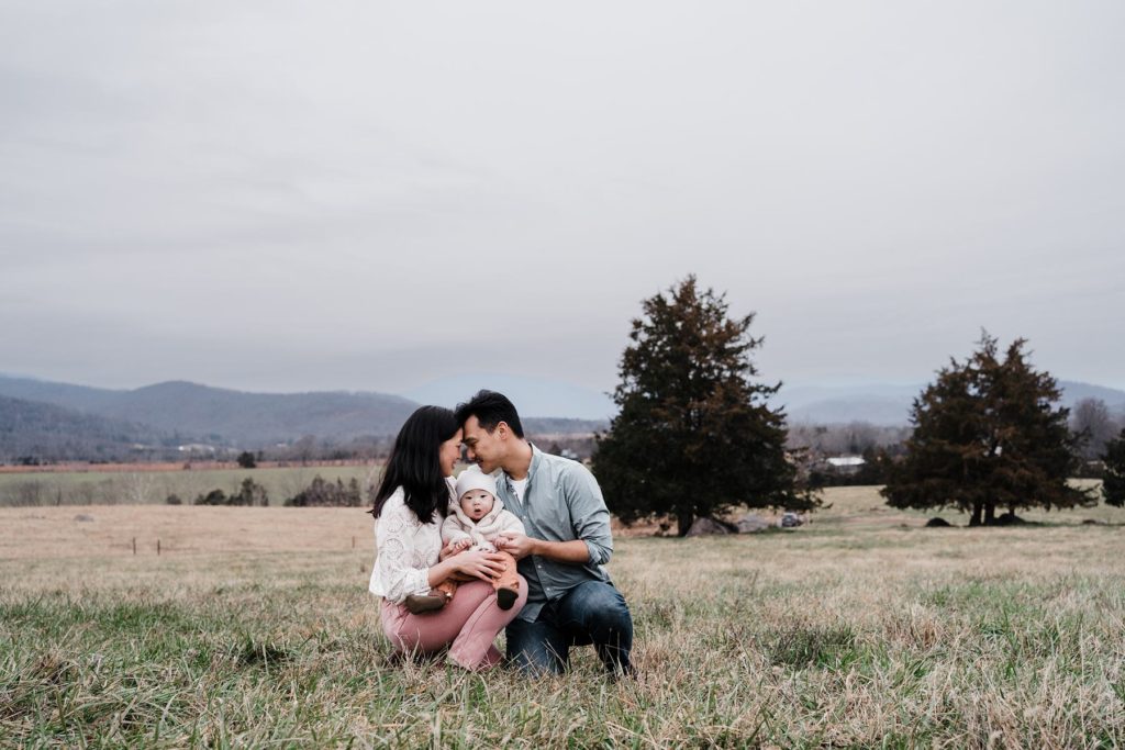 natural charlottesville family photos outdoor with baby 