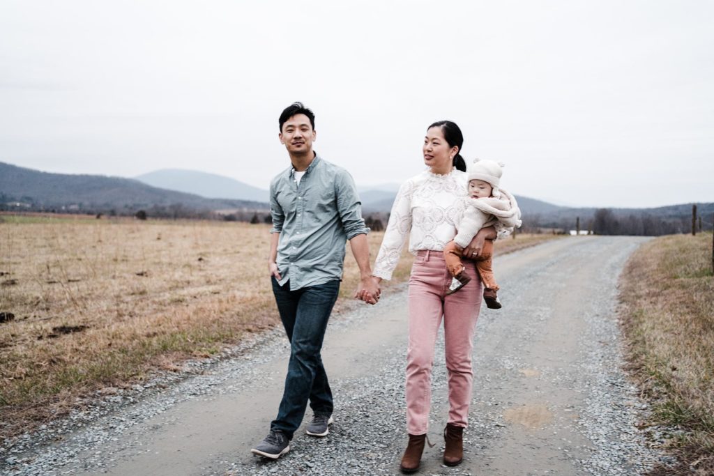 outdoor family photo session with baby in charlottesville va