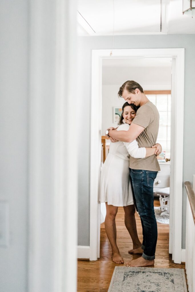 poses for parents, at home family photos