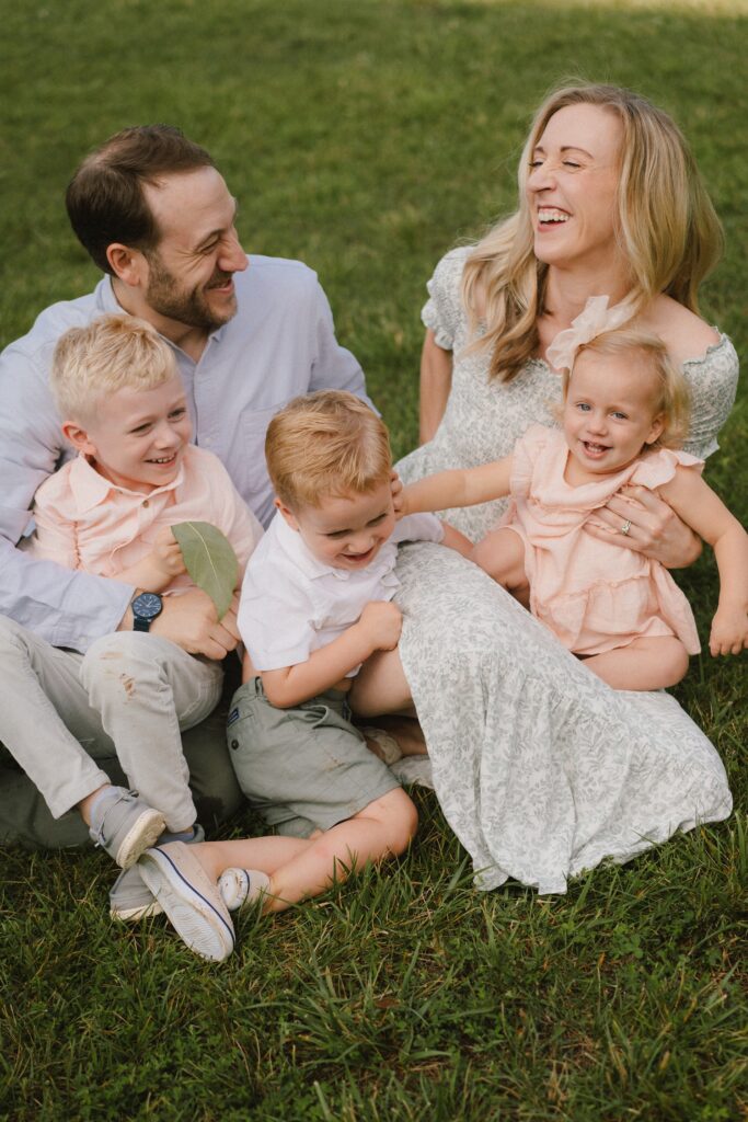 outdoor family session with 3 kids