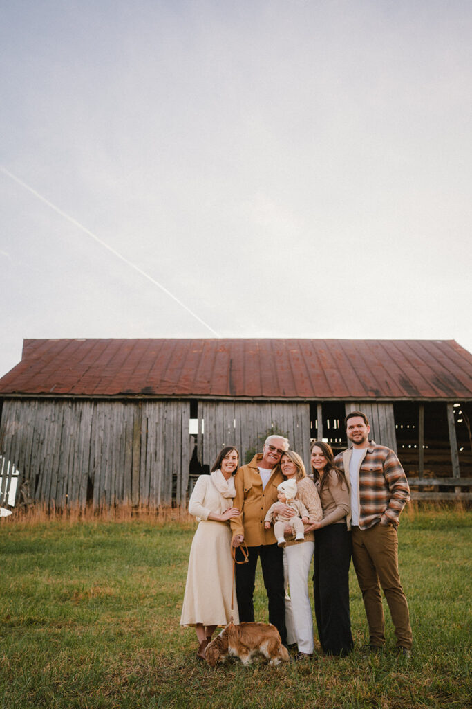 winter extended family photos at early mountain vineyards in charlottesville virginia